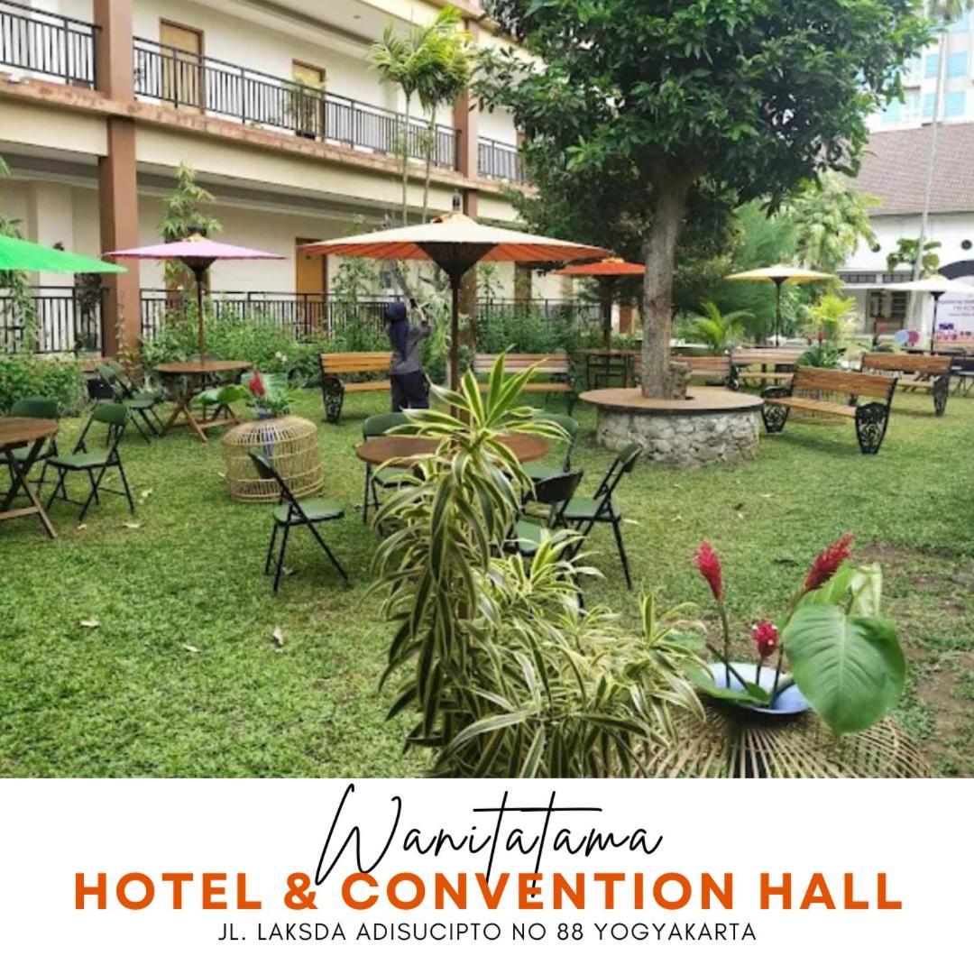 Wanitatama Hotel & Convention Hall Pakualaman Eksteriør billede